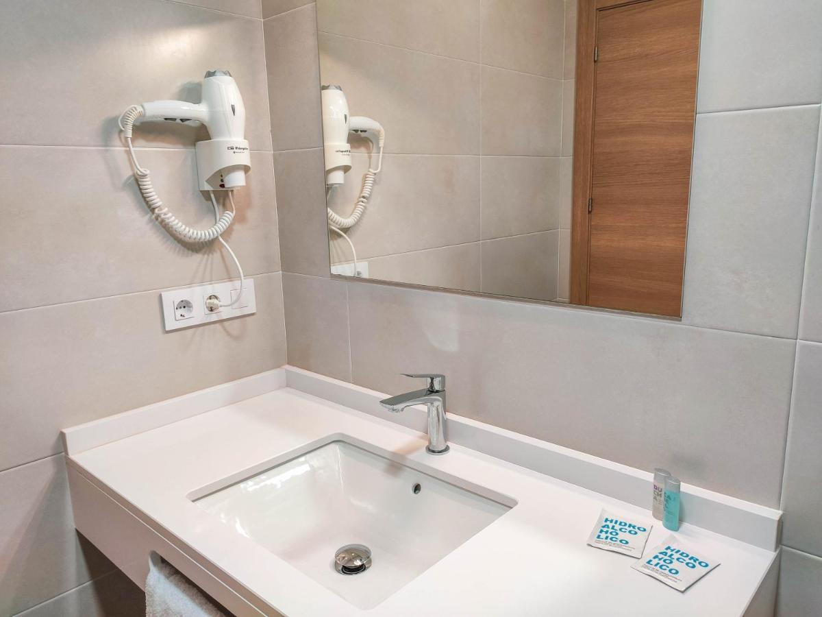Hostal Oleo Auto Check-In Santander Eksteriør bilde