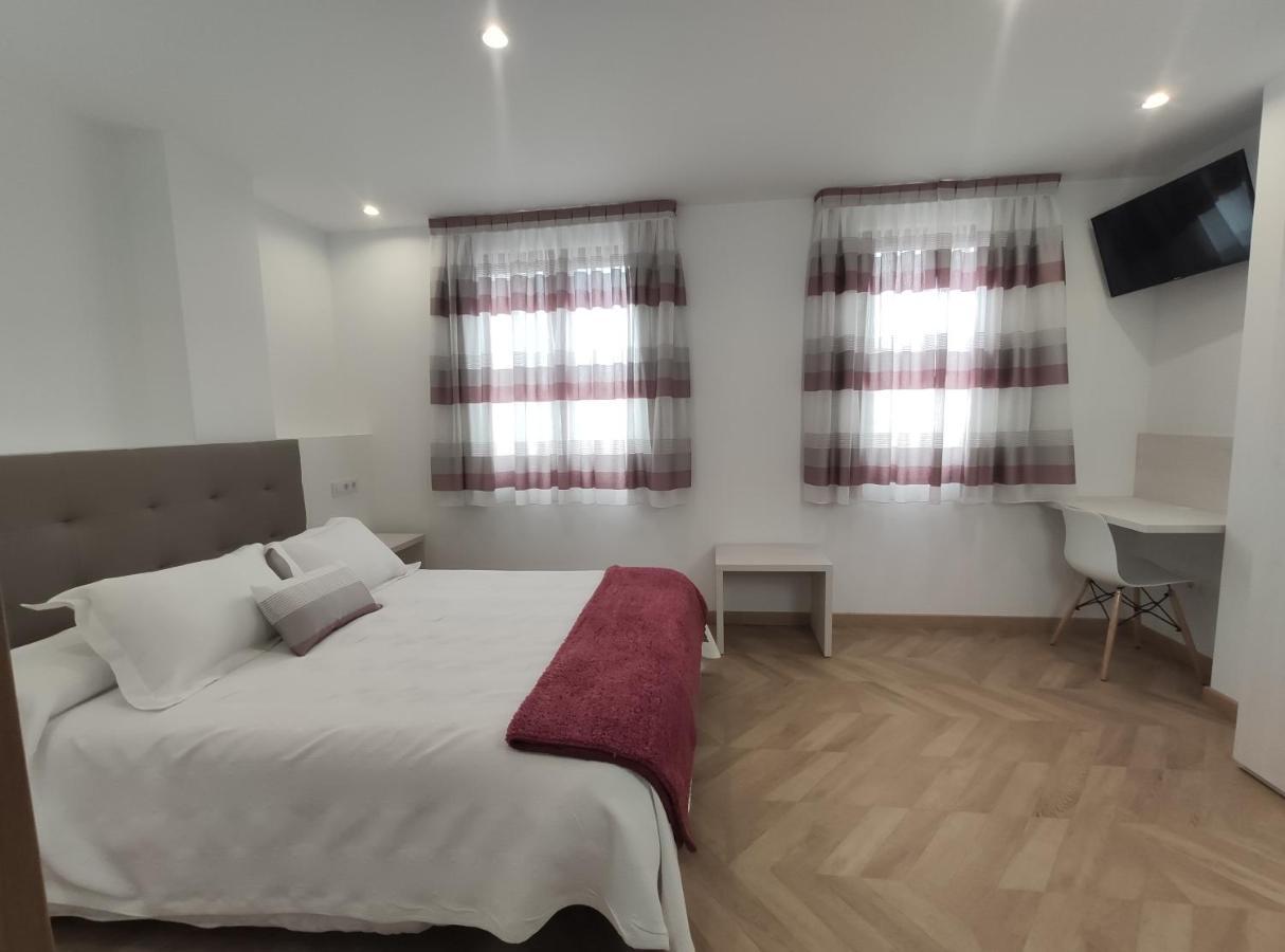 Hostal Oleo Auto Check-In Santander Eksteriør bilde